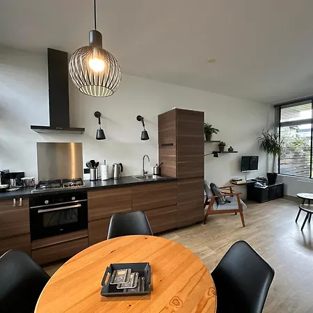 De Schelp 86, Garden And Free Parking Apartment