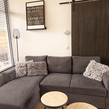 De Schelp 86, Garden And Free Parking Apartment Zandvoort